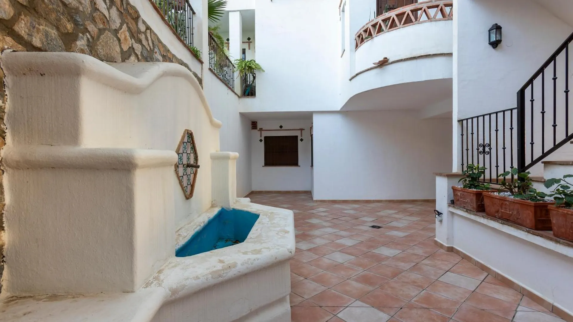 Apartmán Global Madre Selva Almuñécar 0*,